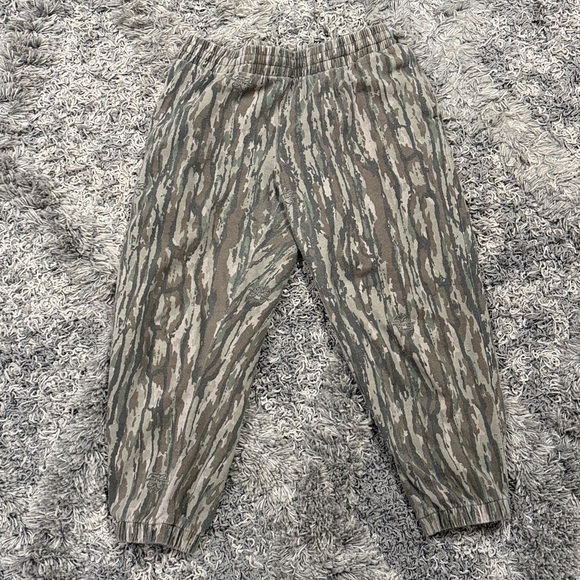 Realtree Matching Set - Picture 2 of 3